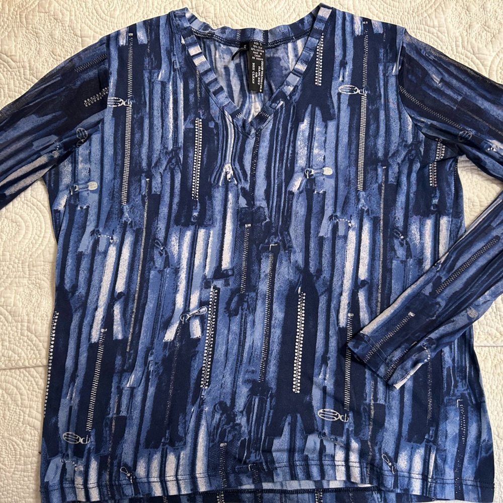 Blue Patterned V-Neck Women's Top